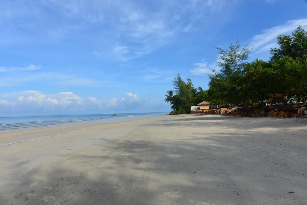 Mango Beach Resort Trat Bagian luar foto
