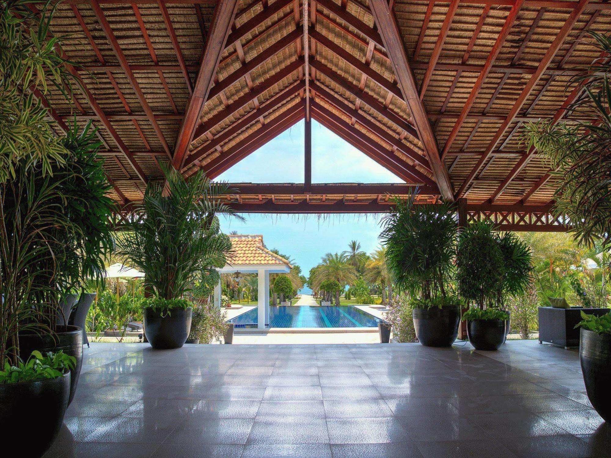 Mango Beach Resort Trat Bagian luar foto