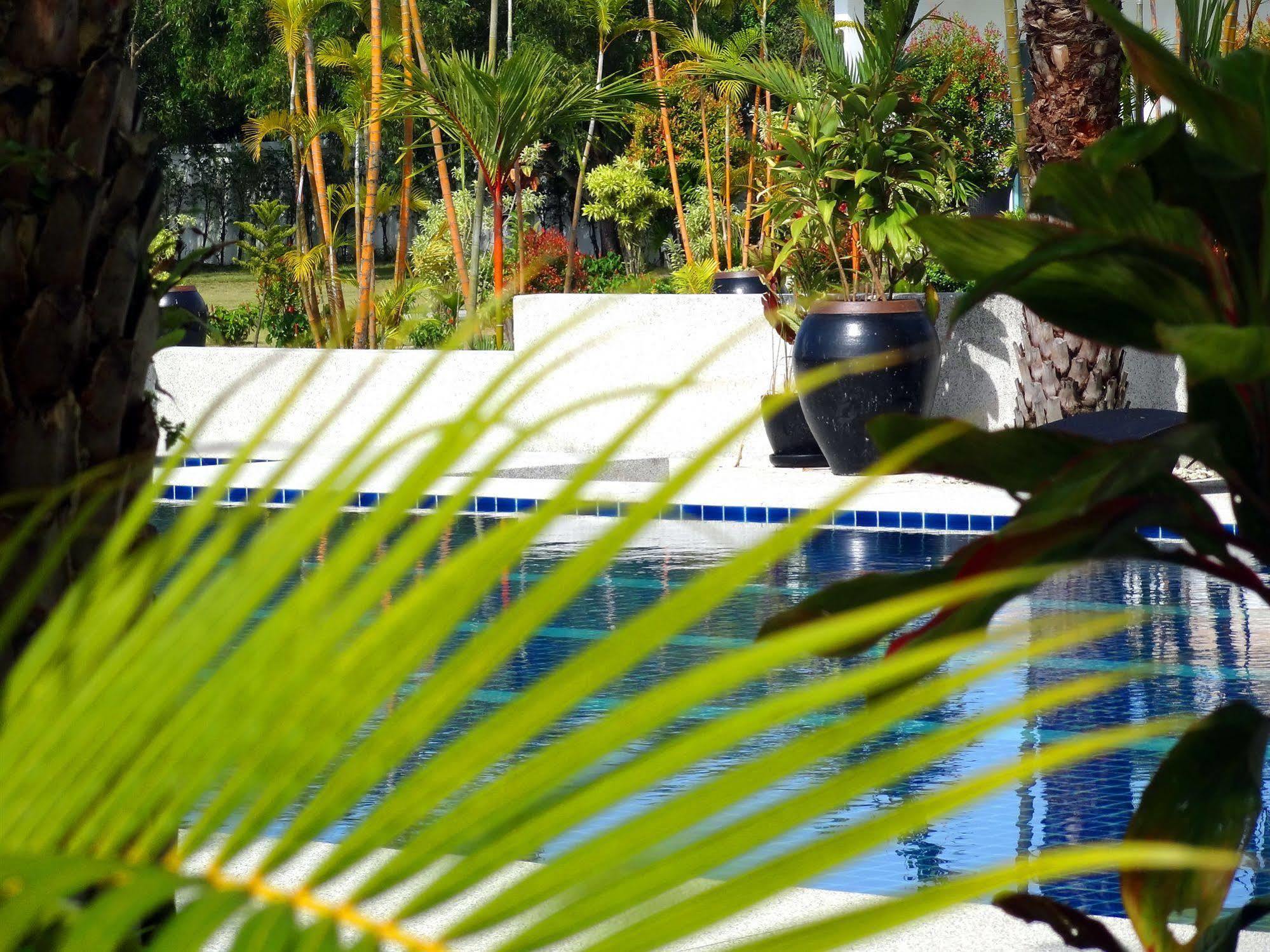 Mango Beach Resort Trat Bagian luar foto