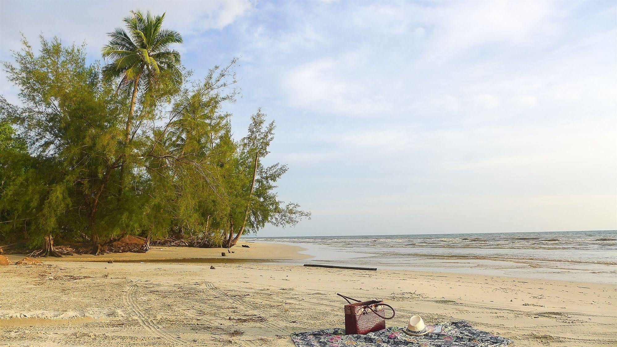 Mango Beach Resort Trat Bagian luar foto